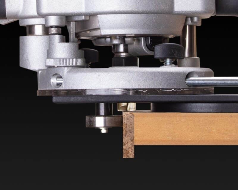 Single Edge Trim using Bearing Guide