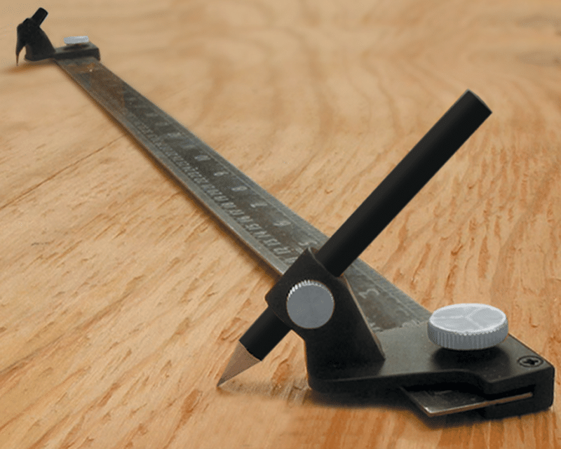 Large Circle Compass in action