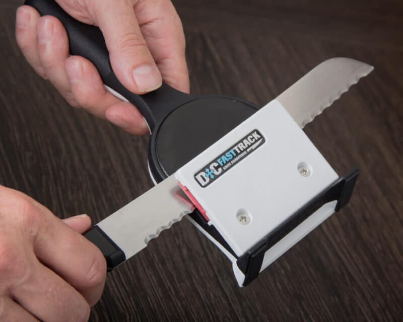 Sharpen Serrated Blade